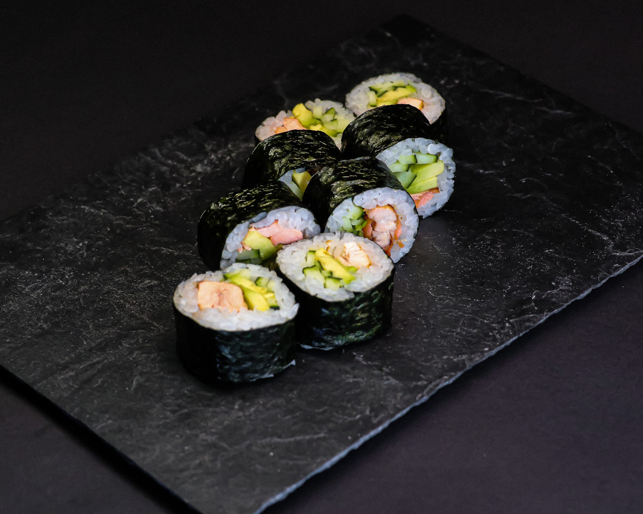 Futomaki Salmon Grill (8 pieces)